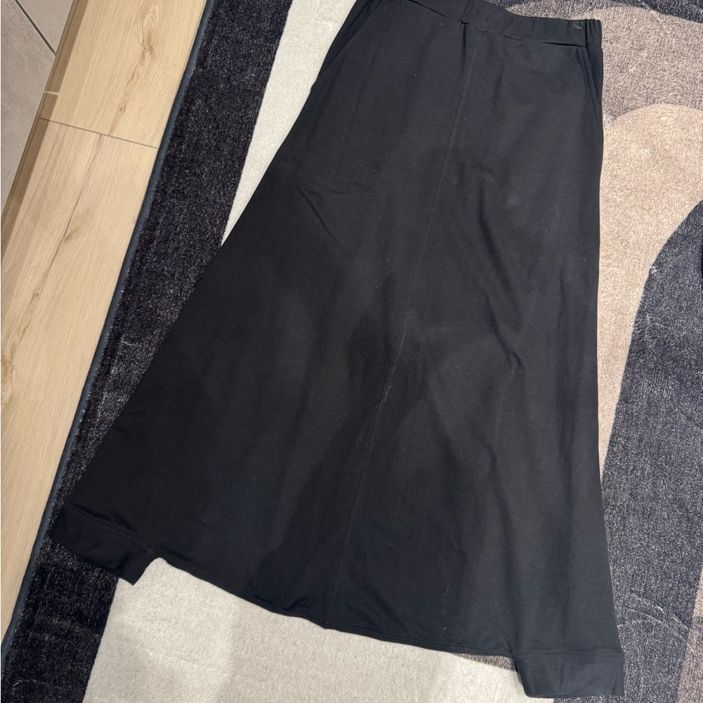 Nicholas K Elegant Black Full Skirt